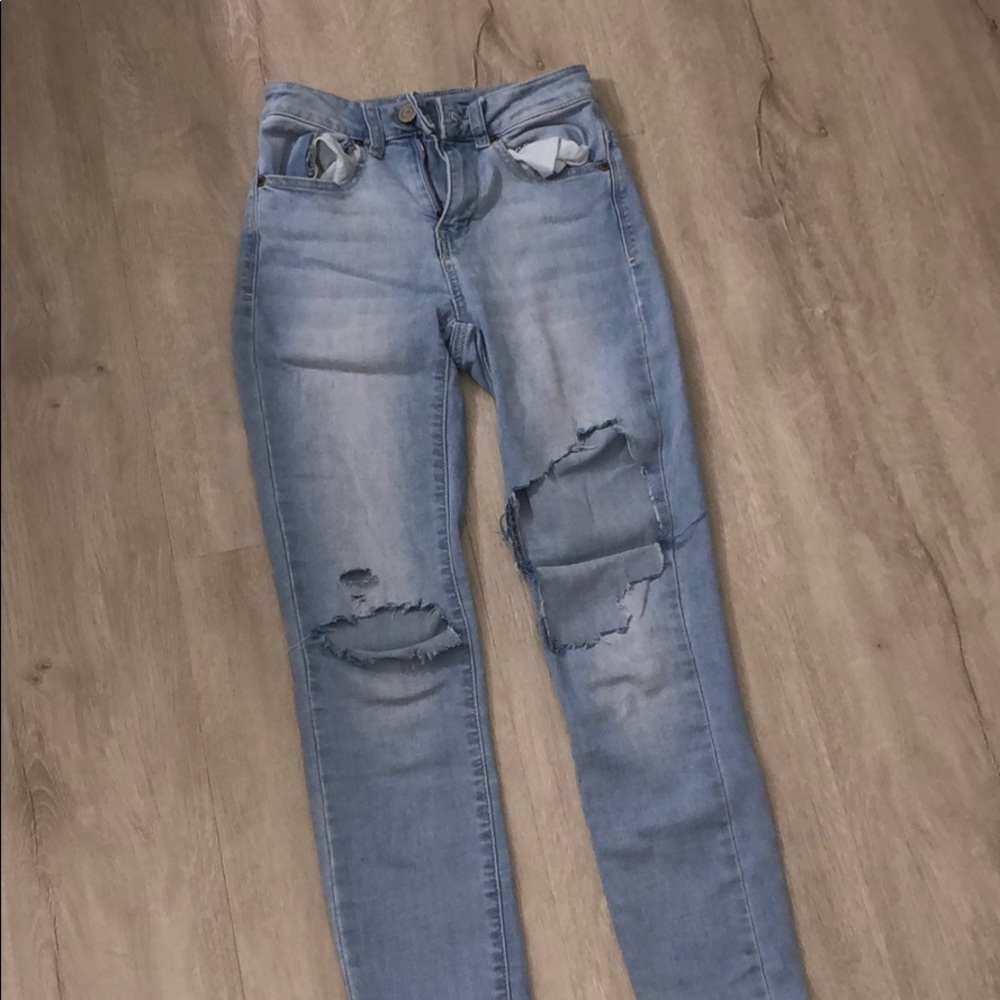 Cut High Rise Light Washed Jeans